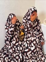 ⁦🌸 عباية ملونة أنيقة – إشراقة تناسب كل يوم⁩ - الصورة ⁦3⁩